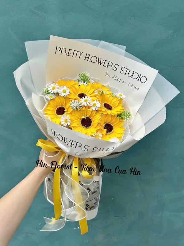 Bó hướng dương sáp mix tana