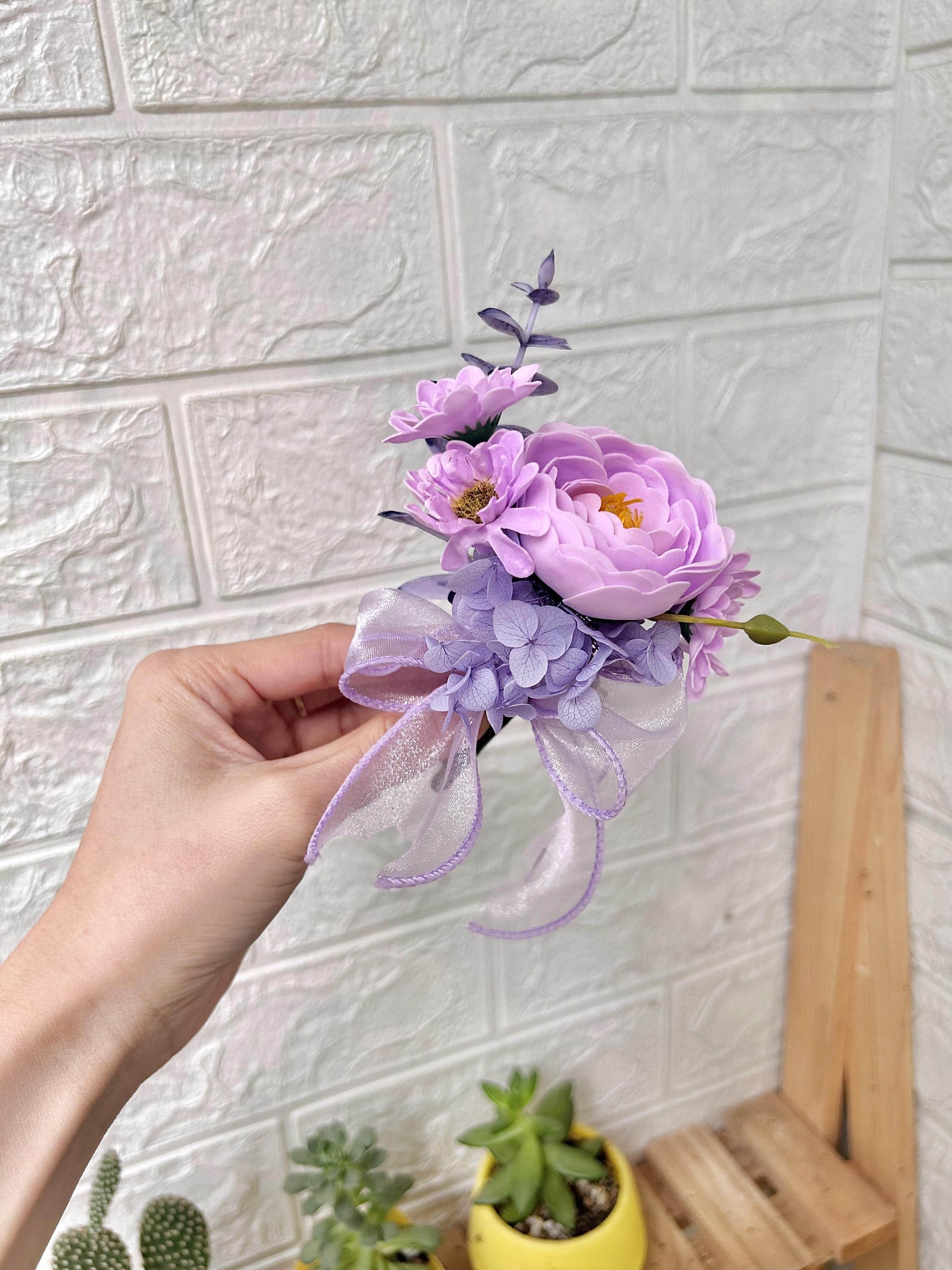 Hoa cưới sáp tím trắng xanh Hoa cưới sáp tím trắng xanh
