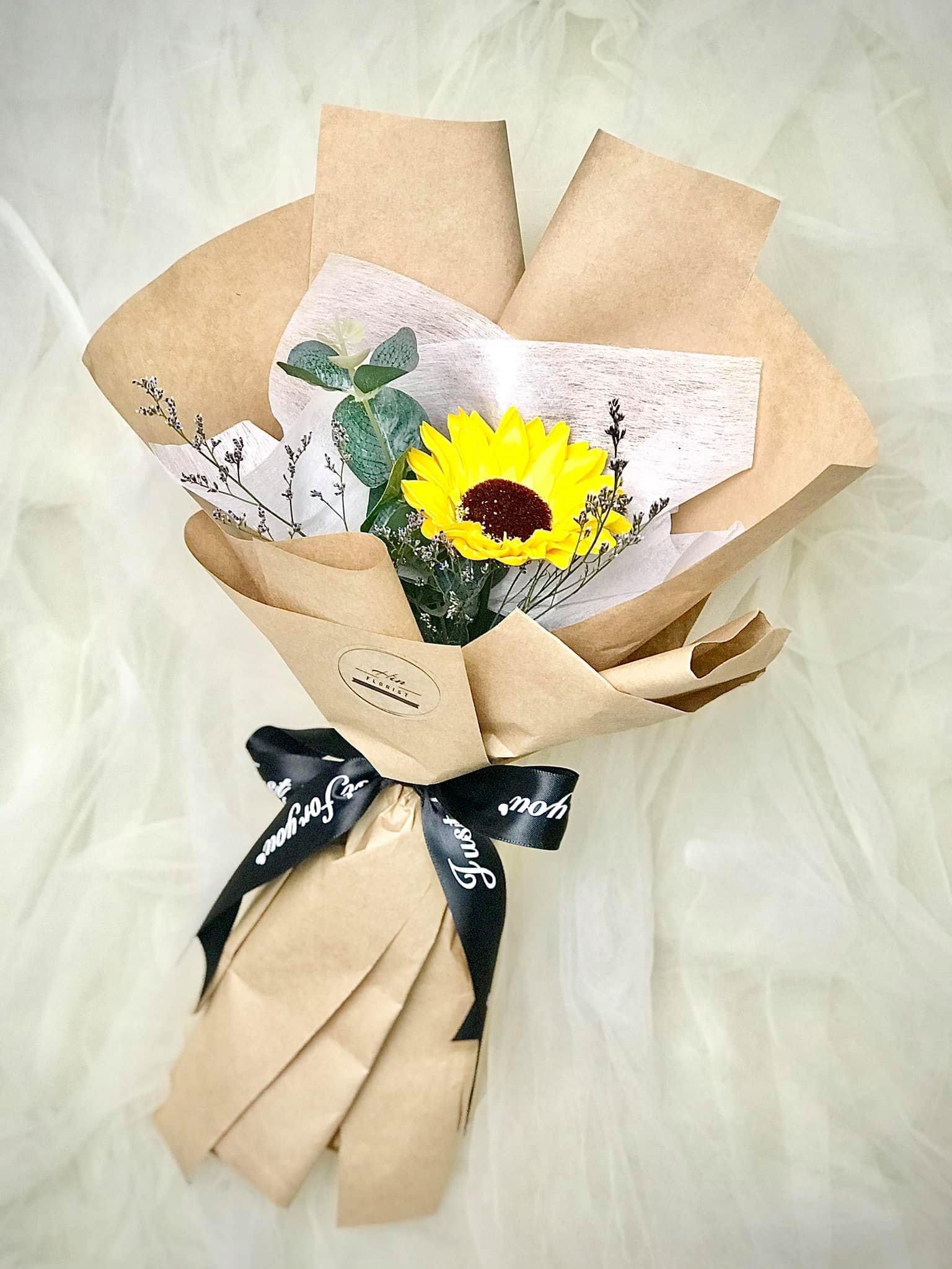 Bó hoa hướng dương sáp 1 bông Bó hoa hướng dương sáp 1 bông