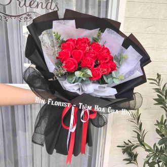 bó hoa sáp đỏ 18 bông