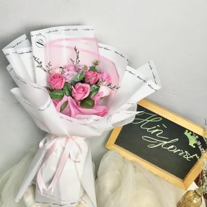bó hoa sáp hồng tím