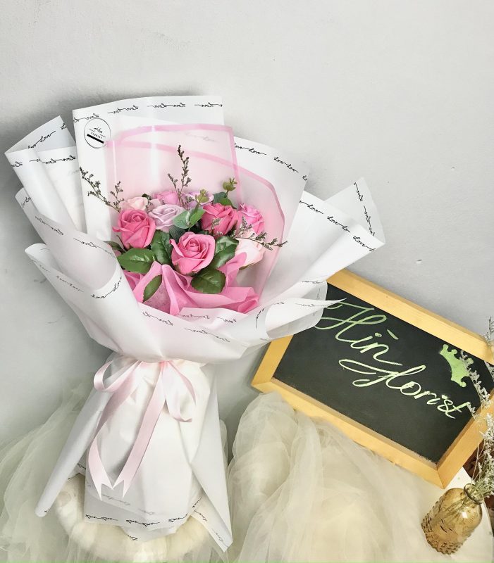 bó hoa sáp hồng tím