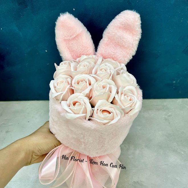 bó hoa sáp tai thỏ mini hồng