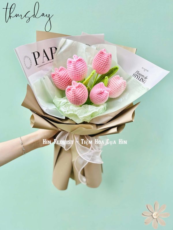 bó hoa tulip len hồng
