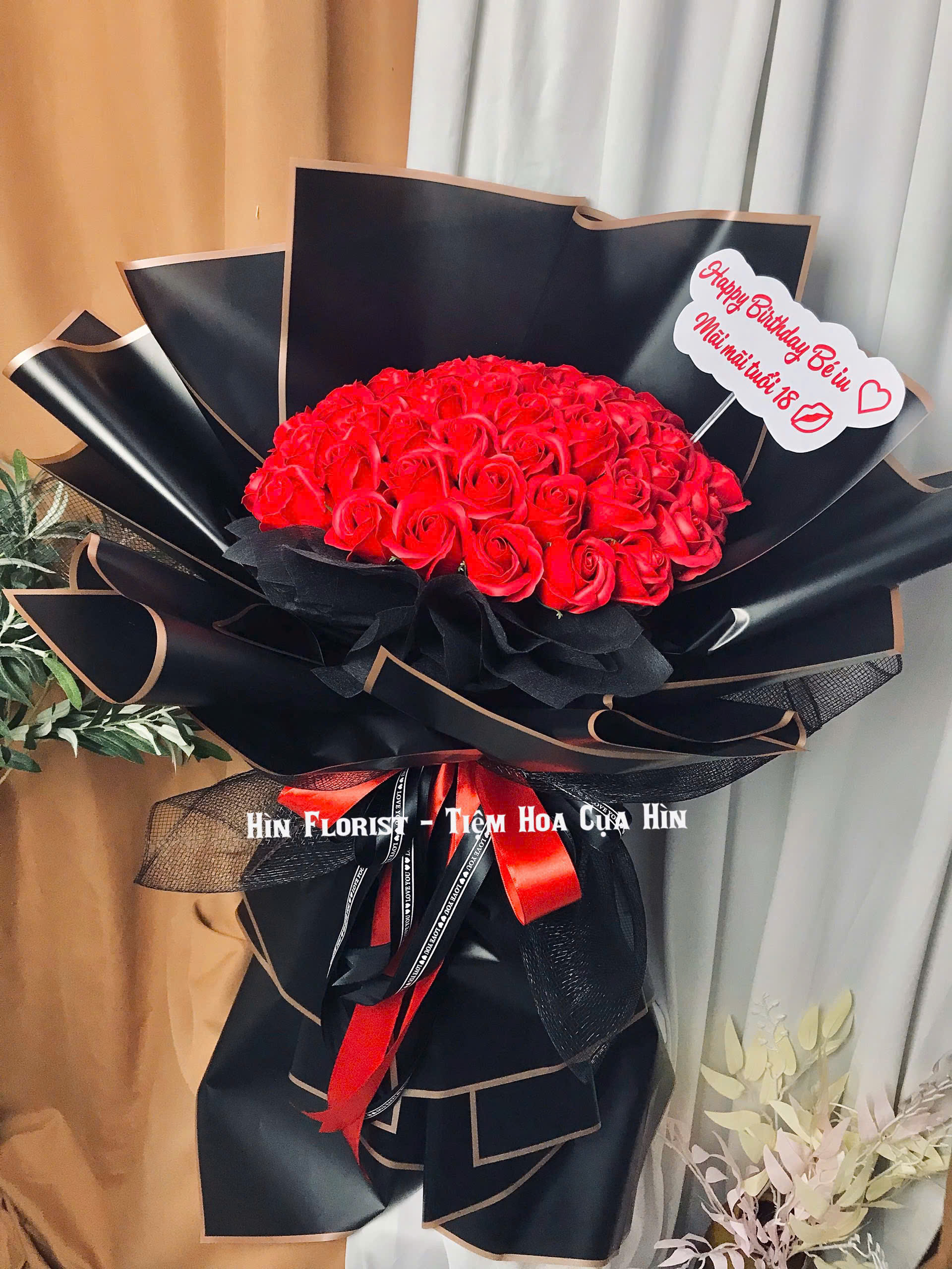 hoa hồng sáp đỏ 50 bông hoa hồng sáp đỏ 50 bông
