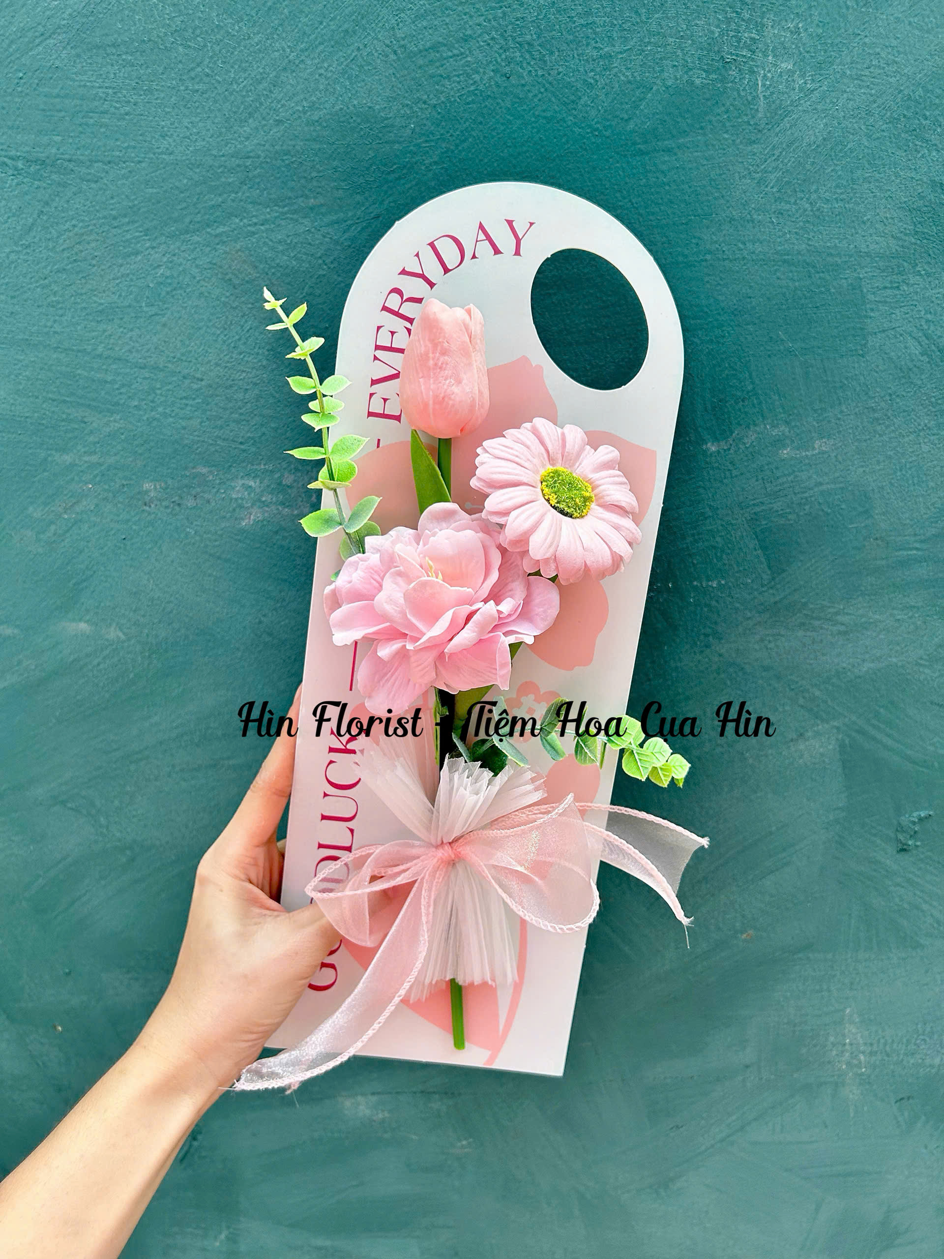 Thẻ bìa hoa sáp 3 bông Thẻ bìa hoa sáp 3 bông